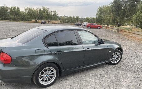 BMW 3 серия, 2011 год, 1 350 000 рублей, 3 фотография