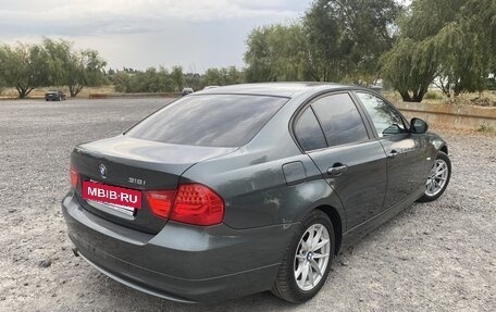BMW 3 серия, 2011 год, 1 350 000 рублей, 4 фотография