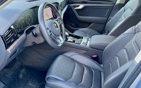 Volkswagen Touareg III, 2018 год, 5 150 000 рублей, 16 фотография