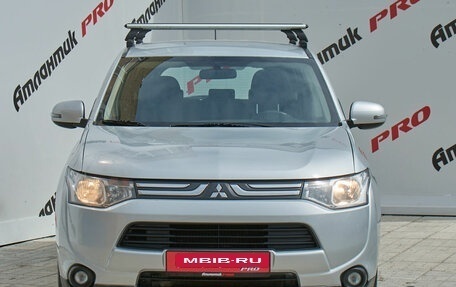 Mitsubishi Outlander III рестайлинг 3, 2013 год, 1 380 000 рублей, 2 фотография