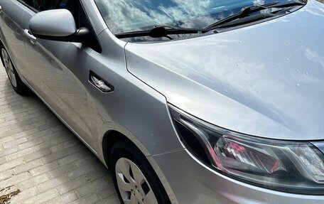 KIA Rio III рестайлинг, 2014 год, 850 000 рублей, 2 фотография