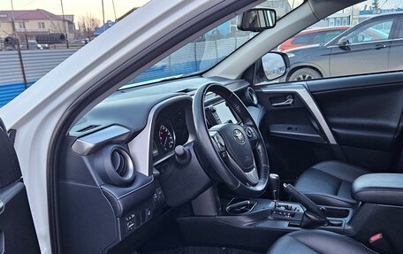 Toyota RAV4, 2019 год, 2 830 000 рублей, 5 фотография