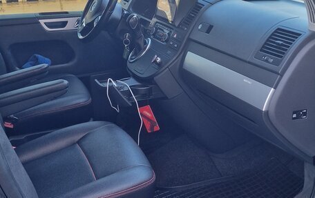 Volkswagen Multivan T5, 2013 год, 2 950 000 рублей, 7 фотография