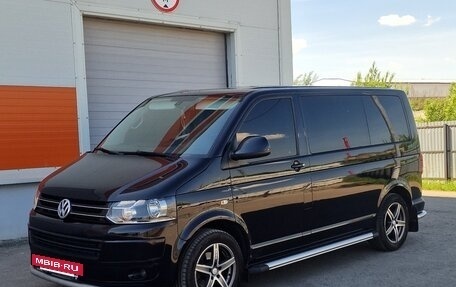 Volkswagen Multivan T5, 2013 год, 2 950 000 рублей, 3 фотография