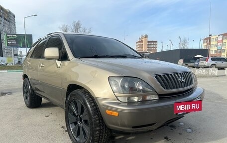 Lexus RX IV рестайлинг, 1998 год, 730 000 рублей, 2 фотография