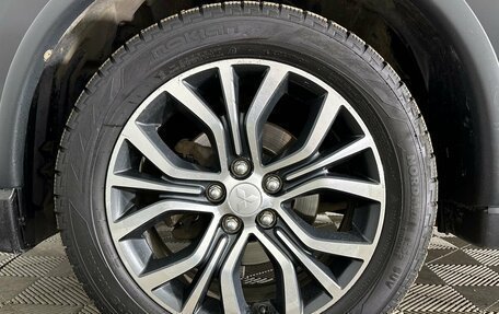Mitsubishi Outlander III рестайлинг 3, 2015 год, 1 347 000 рублей, 8 фотография