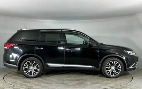 Mitsubishi Outlander III рестайлинг 3, 2015 год, 1 347 000 рублей, 5 фотография