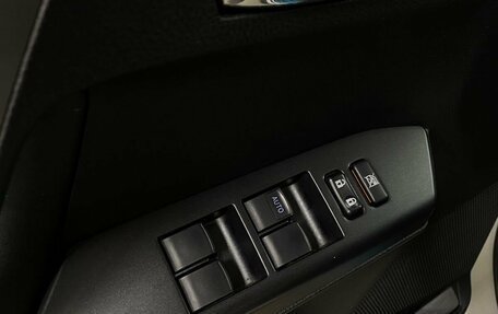 Toyota RAV4, 2017 год, 2 649 000 рублей, 13 фотография