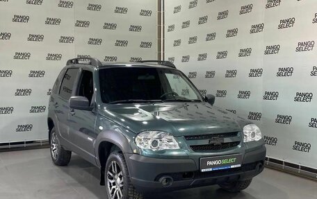 Chevrolet Niva I рестайлинг, 2017 год, 749 900 рублей, 3 фотография