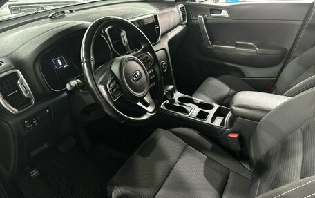 KIA Sportage IV рестайлинг, 2018 год, 2 000 000 рублей, 14 фотография
