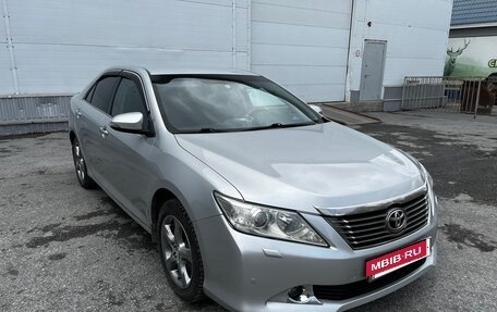 Toyota Camry, 2011 год, 1 500 000 рублей, 2 фотография