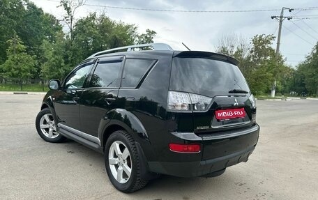 Mitsubishi Outlander III рестайлинг 3, 2008 год, 855 000 рублей, 3 фотография
