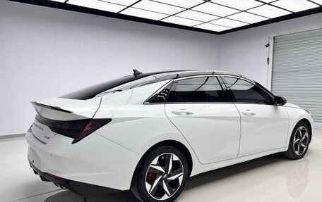 Hyundai Elantra, 2021 год, 1 450 000 рублей, 4 фотография