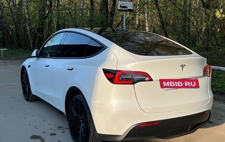 Tesla Model Y I, 2021 год, 4 350 000 рублей, 4 фотография