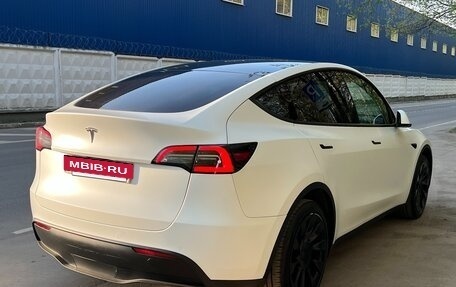 Tesla Model Y I, 2021 год, 4 350 000 рублей, 6 фотография