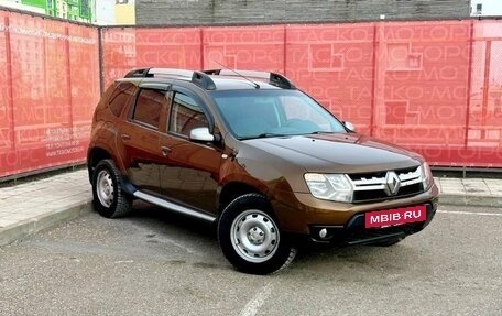 Renault Duster I рестайлинг, 2015 год, 930 700 рублей, 2 фотография