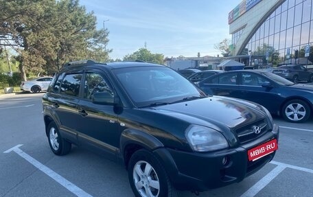 Hyundai Tucson III, 2006 год, 900 000 рублей, 2 фотография
