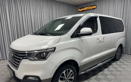 Hyundai Grand Starex Grand Starex I рестайлинг 2, 2020 год, 4 950 000 рублей, 6 фотография