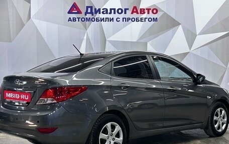 Hyundai Solaris II рестайлинг, 2013 год, 880 000 рублей, 4 фотография