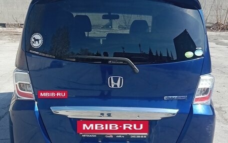 Honda Freed I, 2011 год, 1 300 000 рублей, 3 фотография