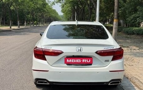 Honda Insight III, 2022 год, 1 970 000 рублей, 5 фотография