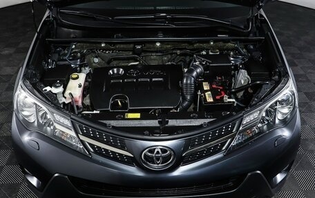 Toyota RAV4, 2013 год, 1 990 000 рублей, 9 фотография