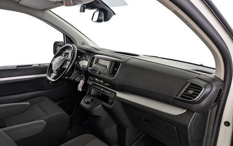 Peugeot Traveller I, 2021 год, 2 720 000 рублей, 13 фотография