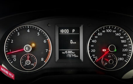 Volkswagen Jetta VI, 2014 год, 970 000 рублей, 13 фотография