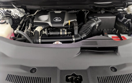 Lexus RX IV рестайлинг, 2017 год, 3 775 000 рублей, 9 фотография