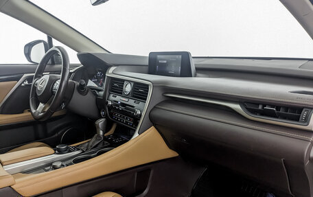 Lexus RX IV рестайлинг, 2017 год, 3 775 000 рублей, 11 фотография