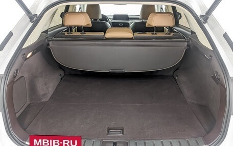 Lexus RX IV рестайлинг, 2017 год, 3 775 000 рублей, 10 фотография