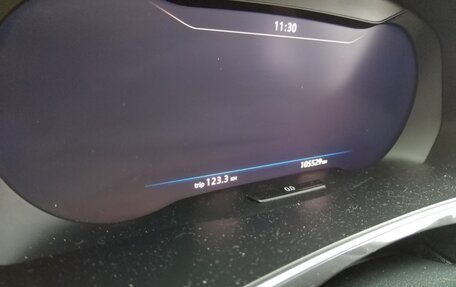 Volkswagen Tiguan II, 2018 год, 2 450 000 рублей, 3 фотография