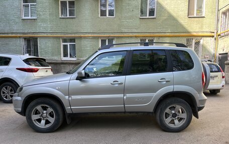 Chevrolet Niva I рестайлинг, 2019 год, 825 000 рублей, 2 фотография