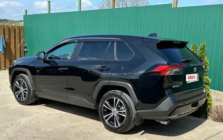 Toyota RAV4, 2020 год, 3 160 000 рублей, 6 фотография