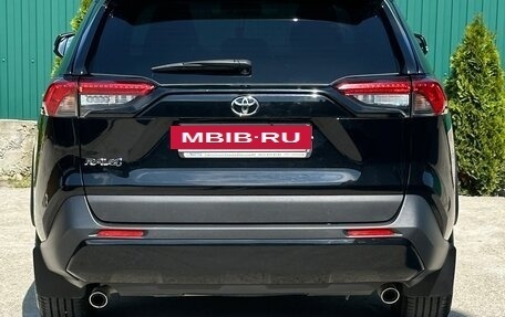 Toyota RAV4, 2020 год, 3 160 000 рублей, 7 фотография