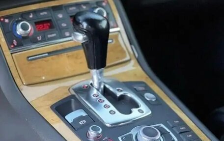 Audi A8, 2004 год, 1 000 000 рублей, 12 фотография