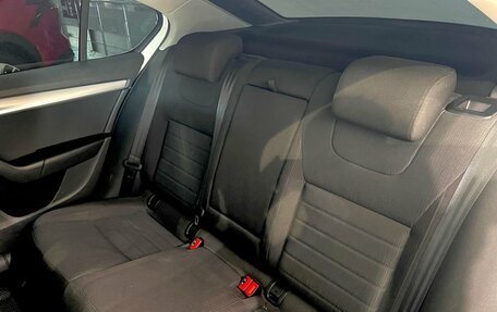 Skoda Octavia, 2015 год, 1 380 000 рублей, 10 фотография