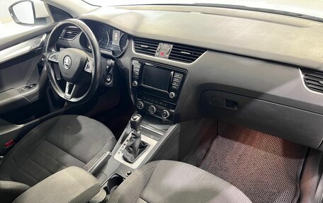 Skoda Octavia, 2015 год, 1 380 000 рублей, 15 фотография
