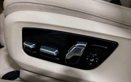 BMW 5 серия, 2019 год, 4 870 000 рублей, 6 фотография