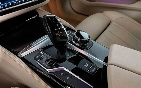 BMW 5 серия, 2019 год, 4 870 000 рублей, 9 фотография