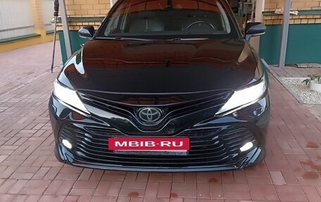 Toyota Camry, 2019 год, 3 200 000 рублей, 3 фотография