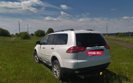 Mitsubishi Pajero Sport II рестайлинг, 2014 год, 2 100 000 рублей, 4 фотография