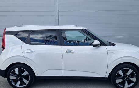 KIA Soul II рестайлинг, 2019 год, 1 875 000 рублей, 4 фотография