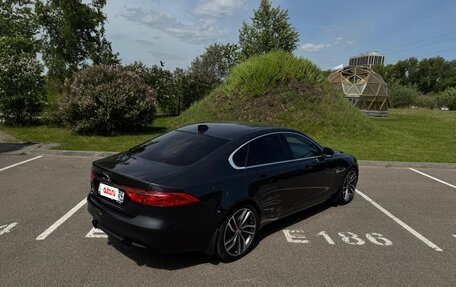Jaguar XF II, 2016 год, 1 870 000 рублей, 13 фотография