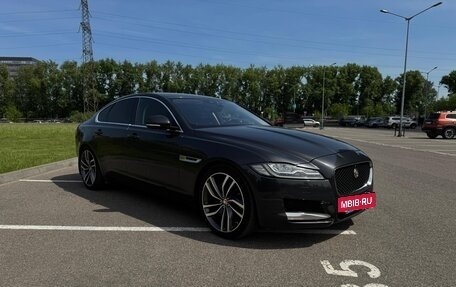 Jaguar XF II, 2016 год, 1 870 000 рублей, 7 фотография
