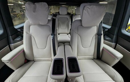 Mercedes-Benz V-Класс, 2025 год, 16 700 000 рублей, 10 фотография