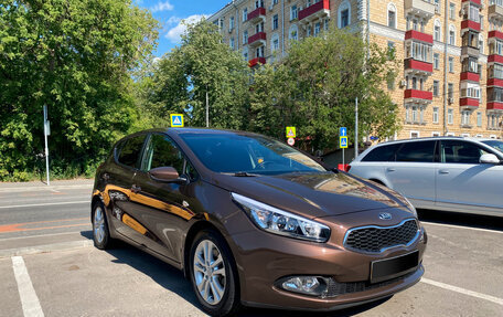 KIA cee'd III, 2014 год, 1 150 000 рублей, 2 фотография