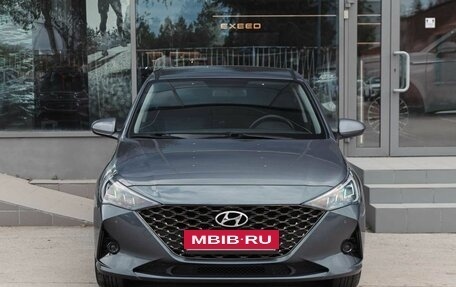 Hyundai Solaris II рестайлинг, 2022 год, 1 950 000 рублей, 2 фотография