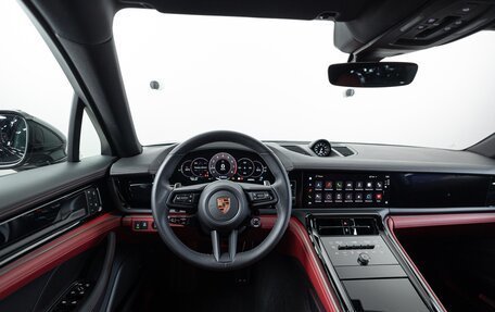 Porsche Panamera, 2024 год, 18 490 000 рублей, 13 фотография
