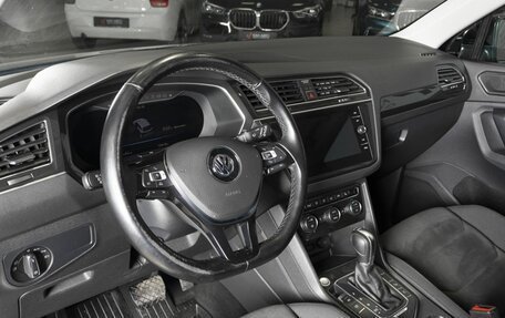 Volkswagen Tiguan II, 2018 год, 2 688 400 рублей, 4 фотография